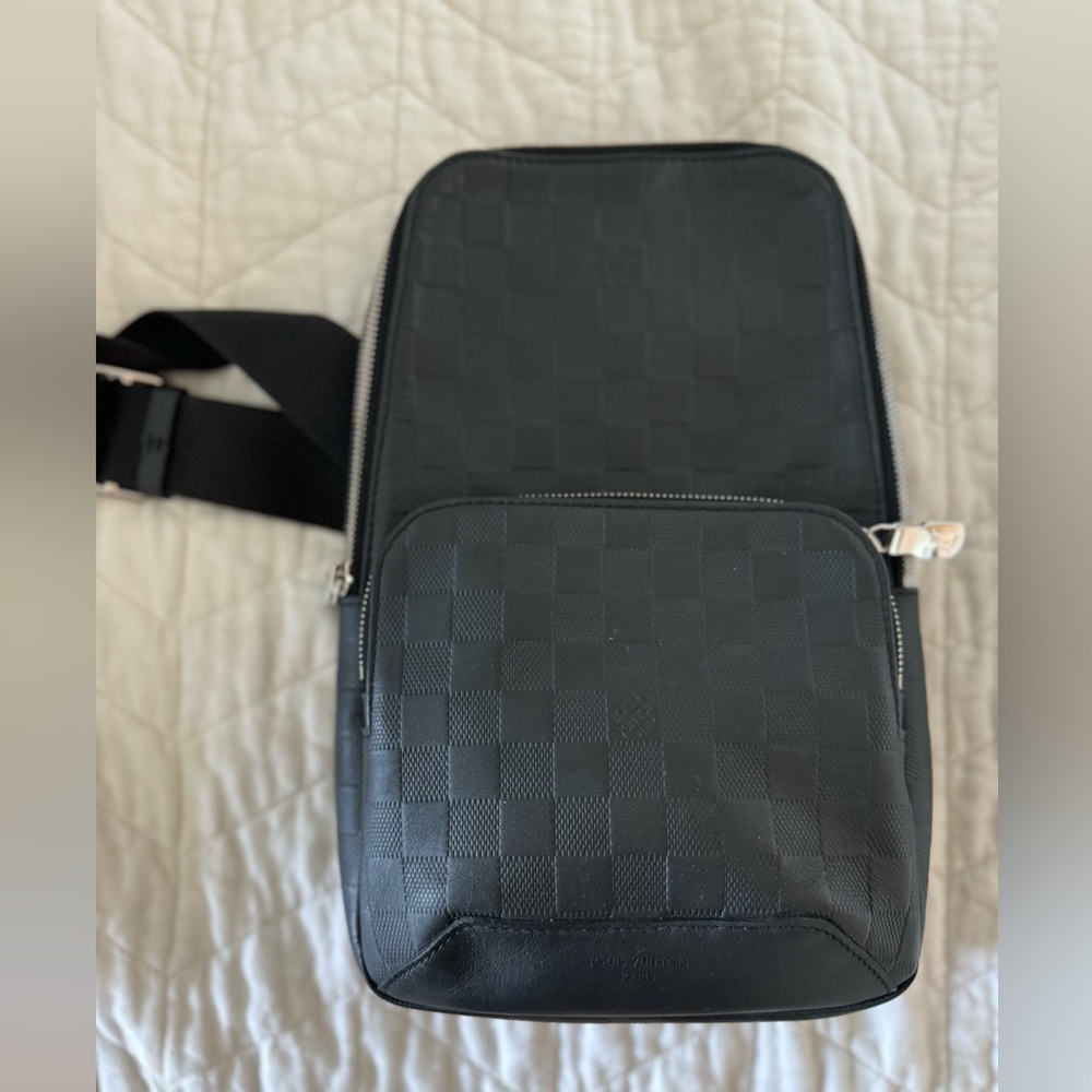 LOUIS VUITTON Damier Infini Avenue Sling Bag Crossbody Bag Onyx Leather